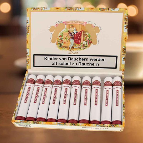 Sự ra đời của Romeo Y Julieta No.2