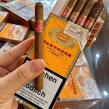 Tìm hiểu về xì gà Partagas 5 Chicos