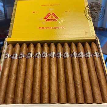 Hình thức xì gà Montecristo No.2 - hộp 25 điếu